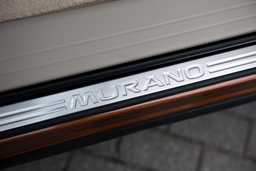 Логотип Nissan Murano 2016 года  (CIS) (фото 77 из 90)